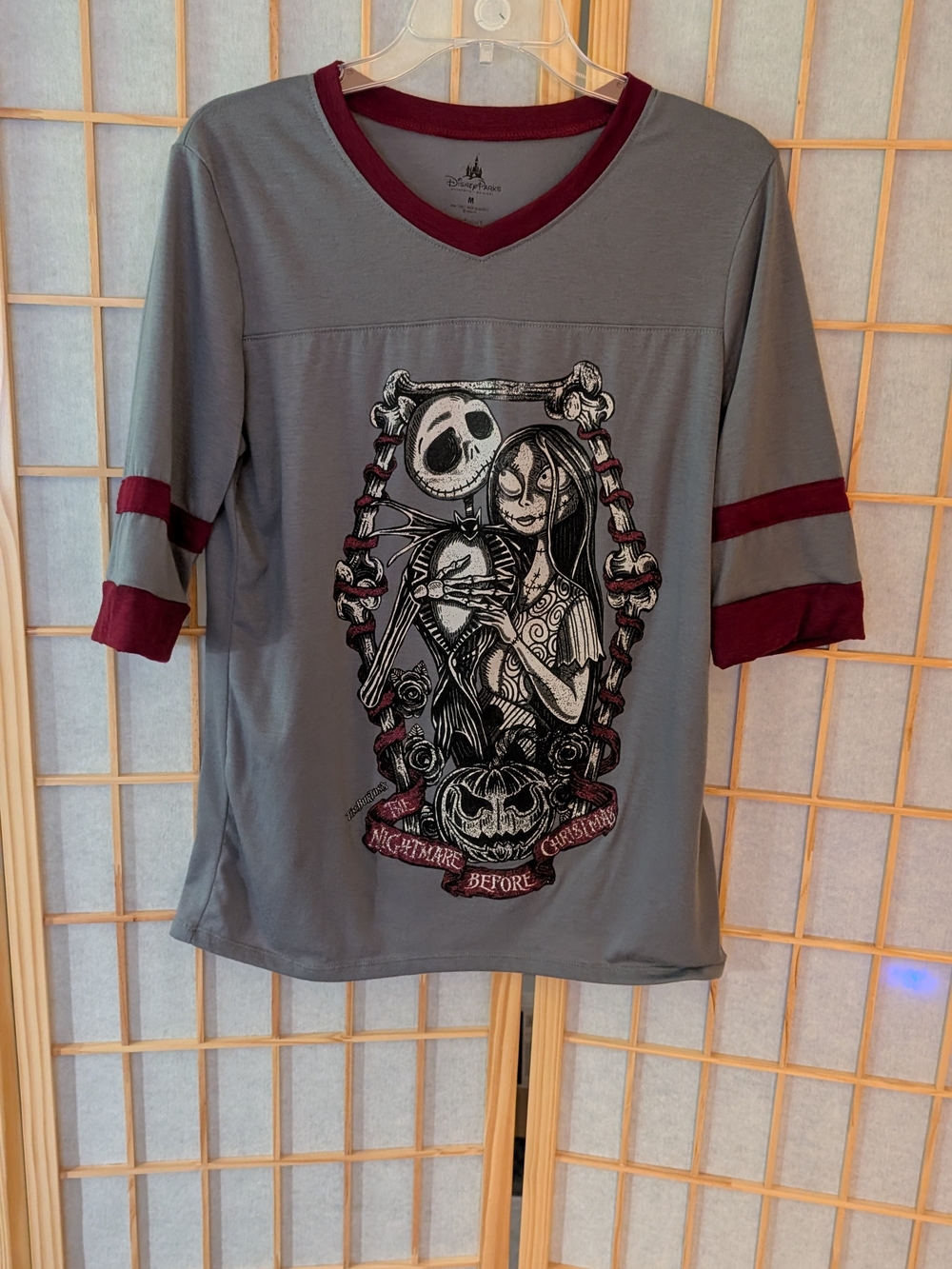 Nightmare Before Christmas 3/4 Sleeve V-Neck Graphic Top Medium